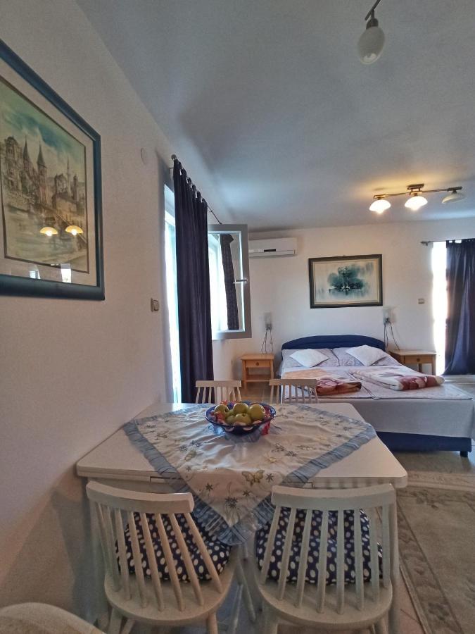 Apartments Vejo Korčula Екстериор снимка