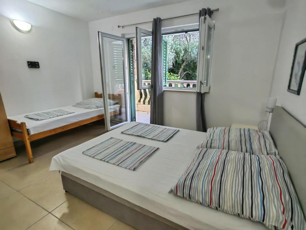 Apartments Vejo Korčula Екстериор снимка